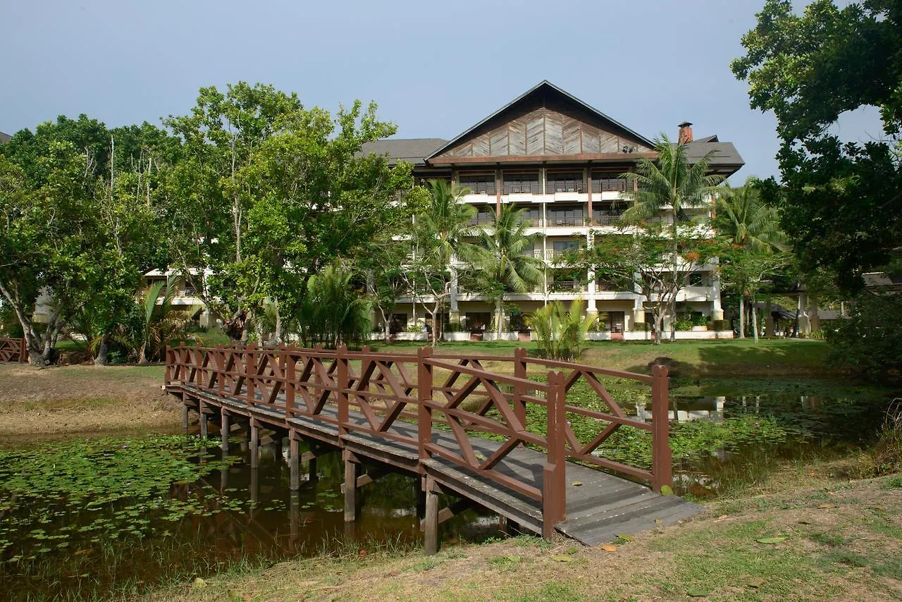 Nexus Resort & Spa Karambunai Kota Kinabalu