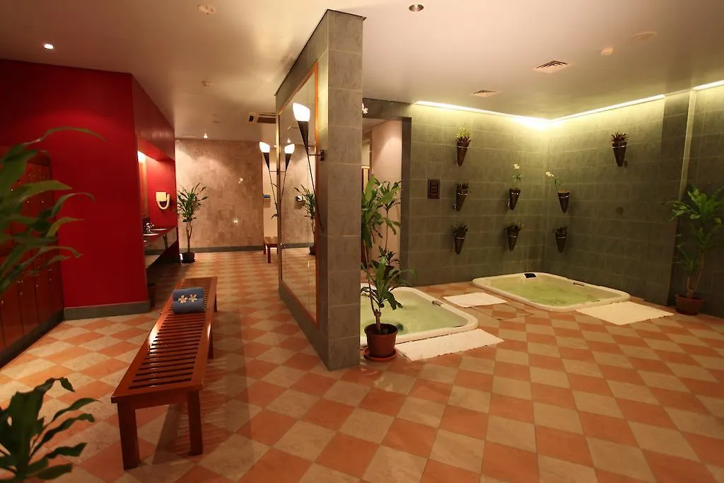 Nexus Resort & Spa Karambunai Kota Kinabalu