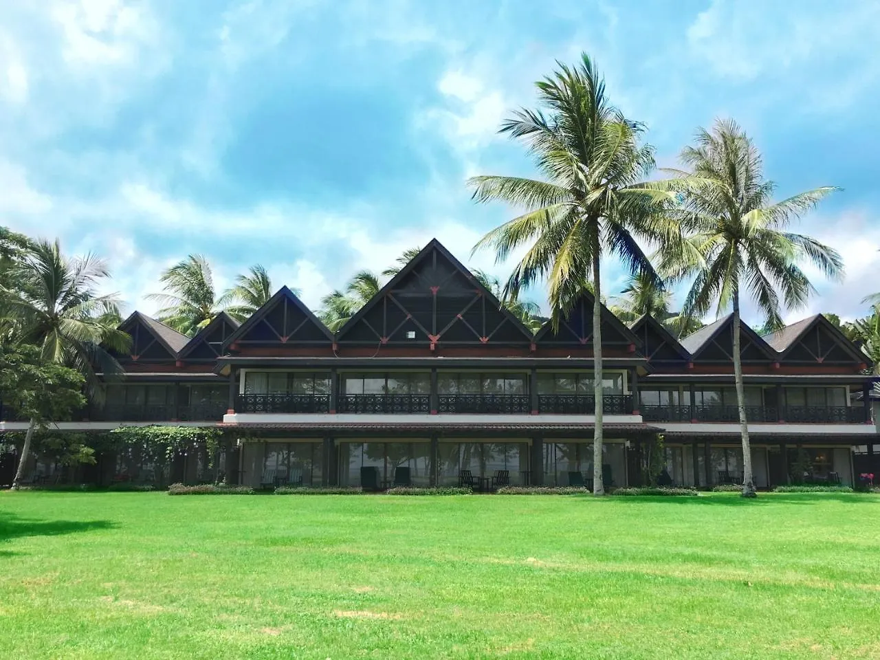 Nexus Resort & Spa Karambunai Kota Kinabalu