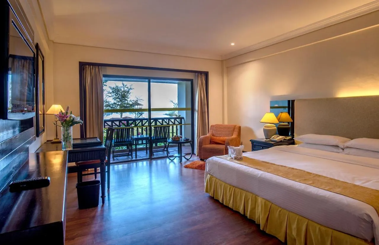 Nexus Resort & Spa Karambunai Kota Kinabalu